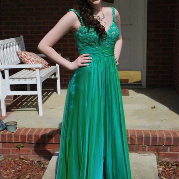 LaFemme Green Prom Dress - Picture 2 of 7